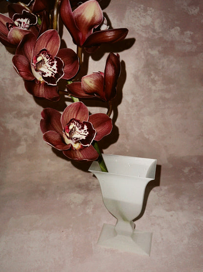 Lyra Vase